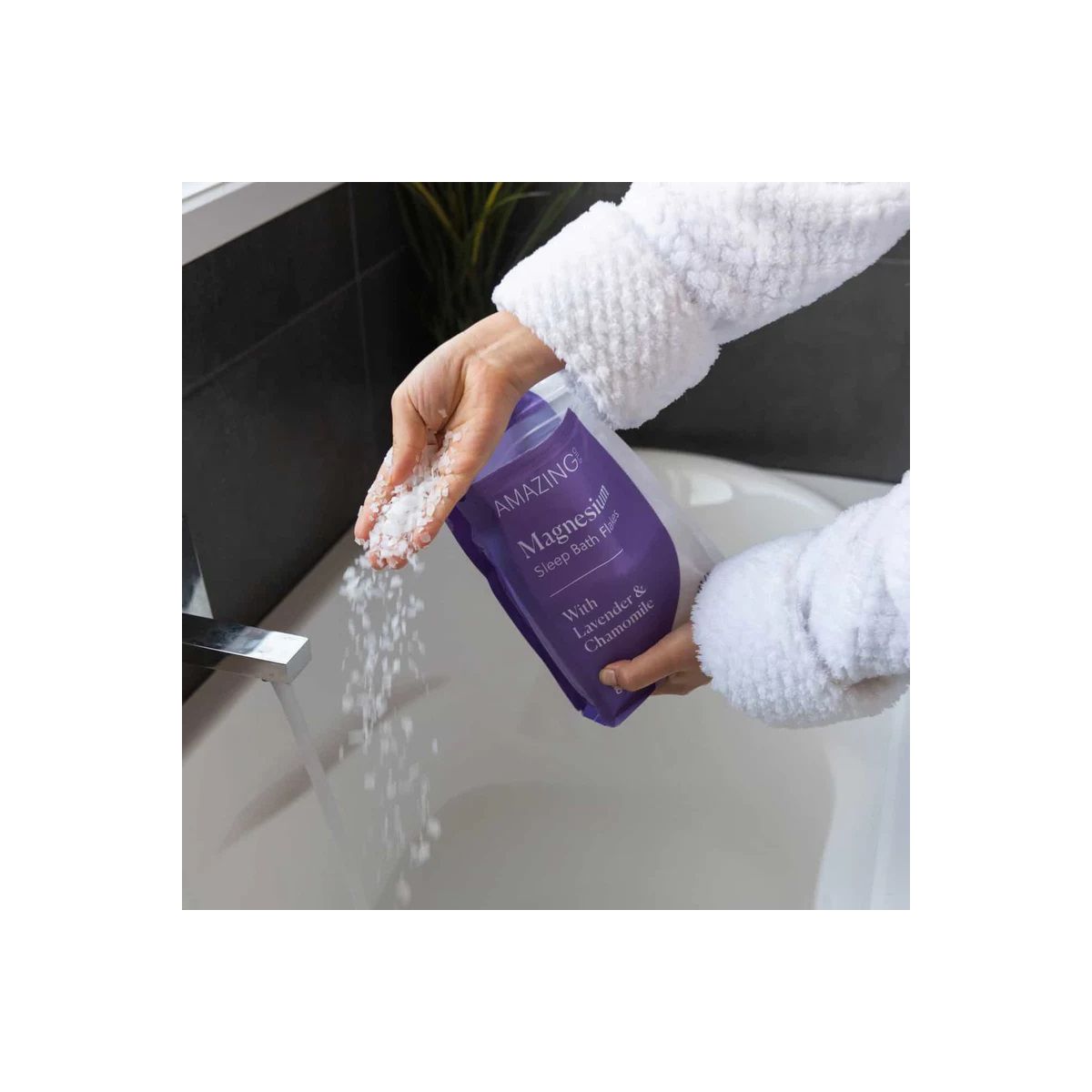 Amazing Oils Magnesium Sleep Bath Flakes 800g